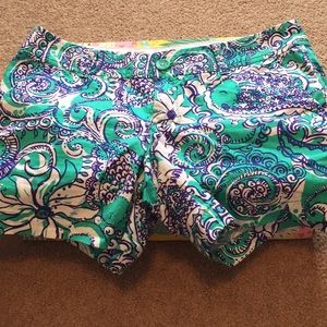 Lily Pulitzer the Callahan shorts size 6